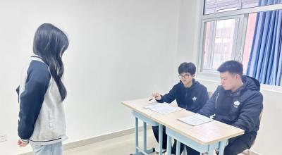 【高中】追光逐梦 “竞”显风采 | 高中部学生发展委员会纳新圆满落幕